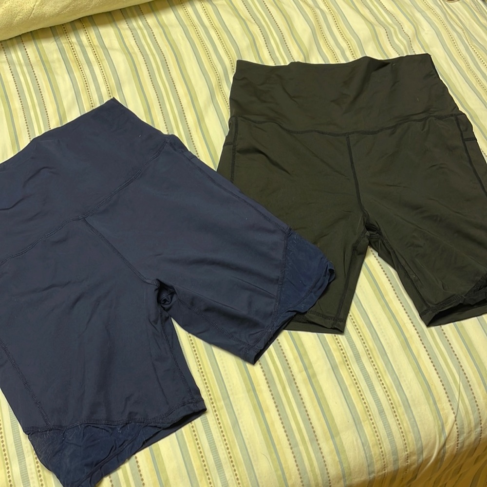 Bundle of 2 maternity bike shorts